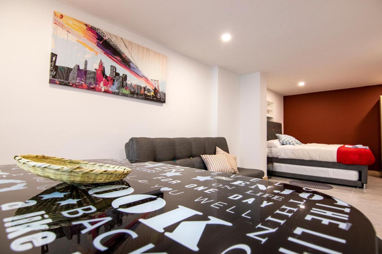 ApartaSuites Villa Letty 53 Bogotá Extérieur photo